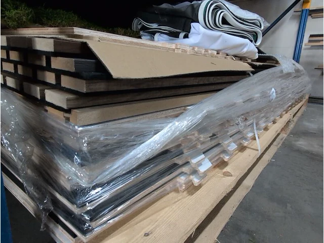 Partij display materiaal - afbeelding 3 van  3