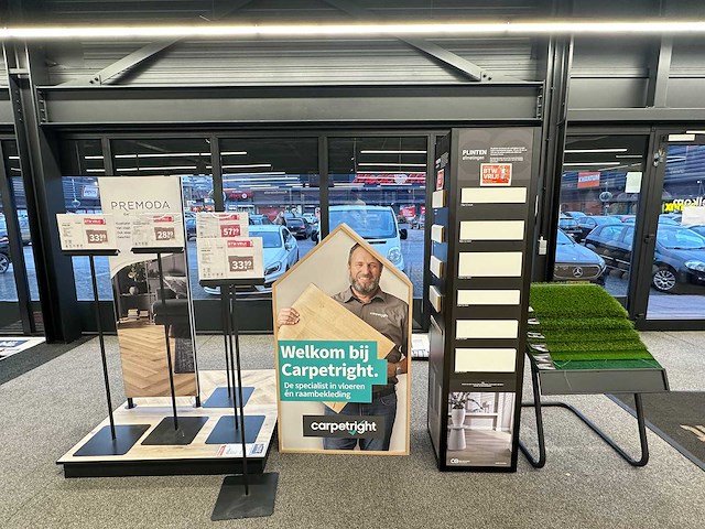 Partij displays - afbeelding 1 van  6