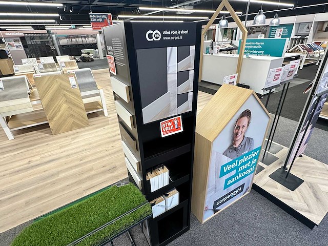 Partij displays - afbeelding 4 van  6