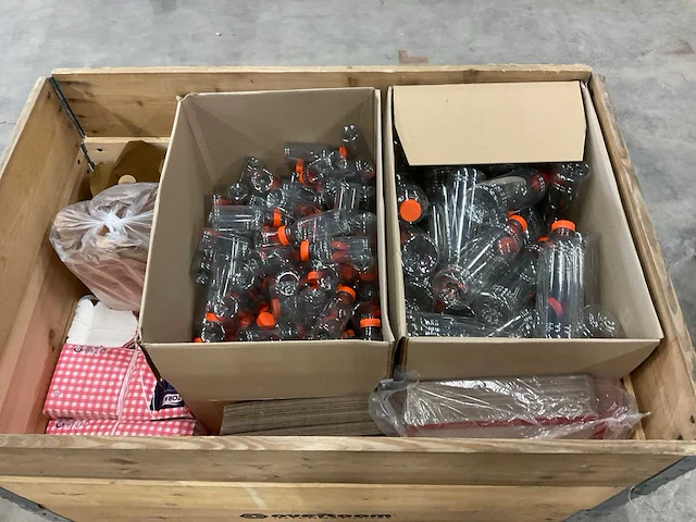 Partij disposable - afbeelding 1 van  5