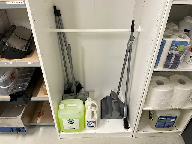 Partij disposables en divers - afbeelding 15 van  15