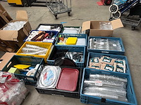 Partij disposables en diverse - afbeelding 1 van  7