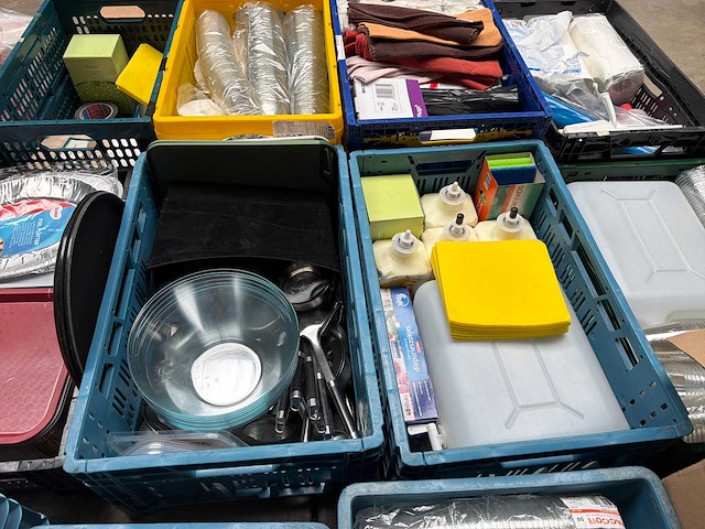 Partij disposables en diverse - afbeelding 7 van  7