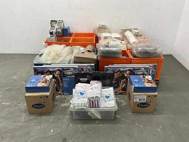 Partij disposables - afbeelding 1 van  7