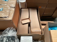 Partij disposables - afbeelding 3 van  9