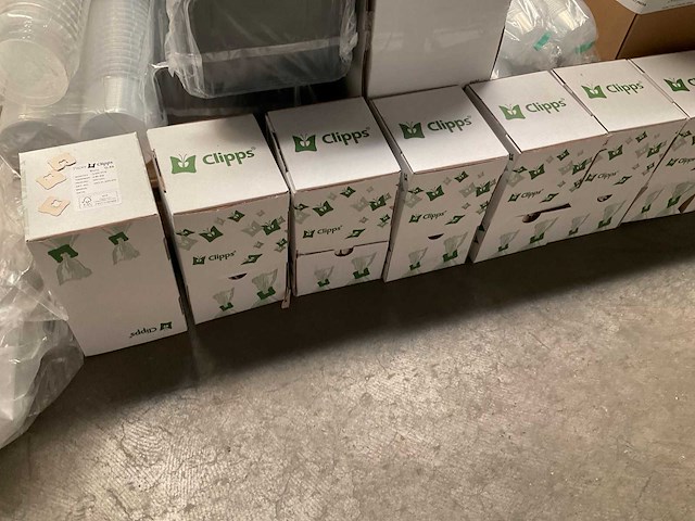 Partij disposables - afbeelding 8 van  9