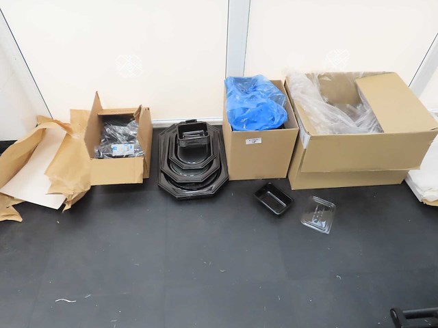 Partij disposables - afbeelding 1 van  4