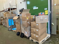 Partij disposables - afbeelding 1 van  12