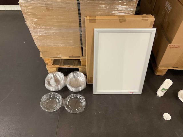 Partij disposables - afbeelding 5 van  9