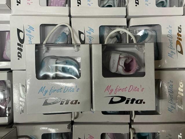 Partij dita babyschoenen (148x) - afbeelding 2 van  3