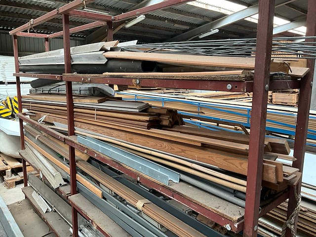 Partij divers aannemersmateriaal - afbeelding 5 van  9