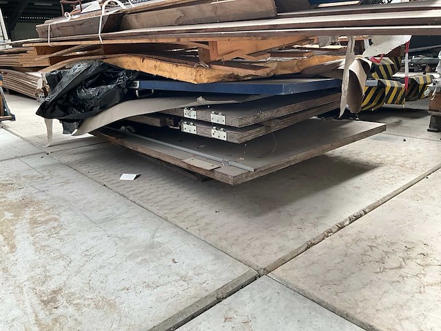 Partij divers aannemersmateriaal - afbeelding 3 van  4