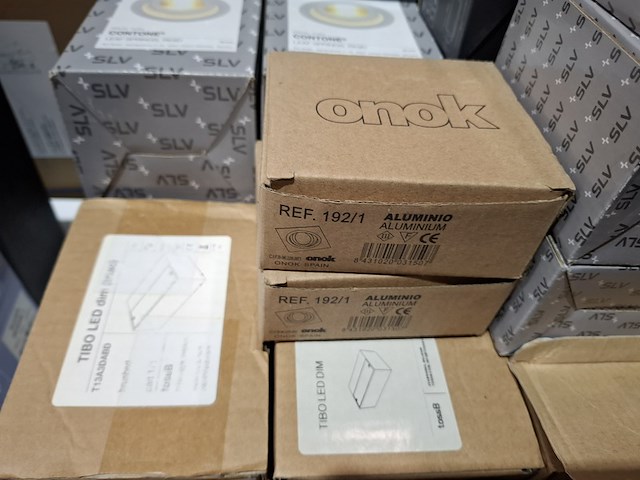 Partij divers badkamerverlichting - afbeelding 2 van  13