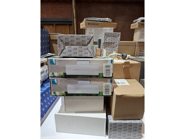 Partij divers badkamerverlichting - afbeelding 10 van  13