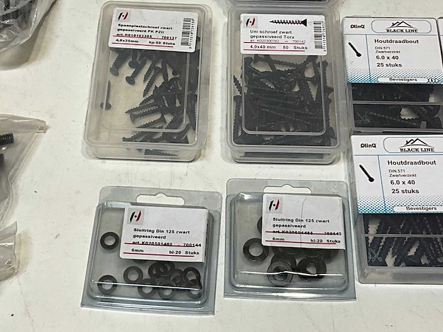 Partij divers bevestigingsmateriaal (64x) - afbeelding 7 van  20