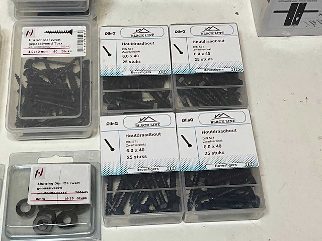 Partij divers bevestigingsmateriaal (64x) - afbeelding 8 van  20