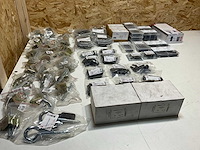 Partij divers bevestigingsmateriaal (64x) - afbeelding 1 van  20