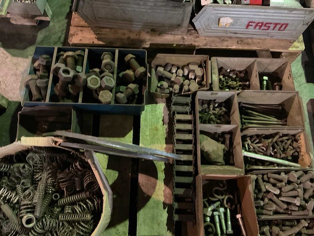 Partij divers bevestigingsmateriaal - afbeelding 3 van  7