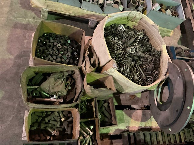 Partij divers bevestigingsmateriaal - afbeelding 7 van  7