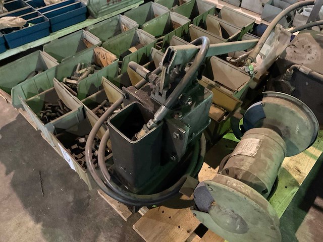 Partij divers bevestigingsmateriaal - afbeelding 4 van  7