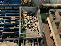 Partij divers bevestigingsmateriaal - afbeelding 3 van  5