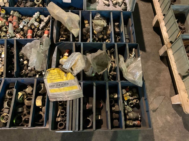 Partij divers bevestigingsmateriaal - afbeelding 4 van  5