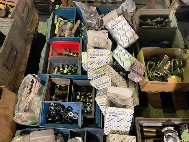 Partij divers bevestigingsmateriaal - afbeelding 4 van  5