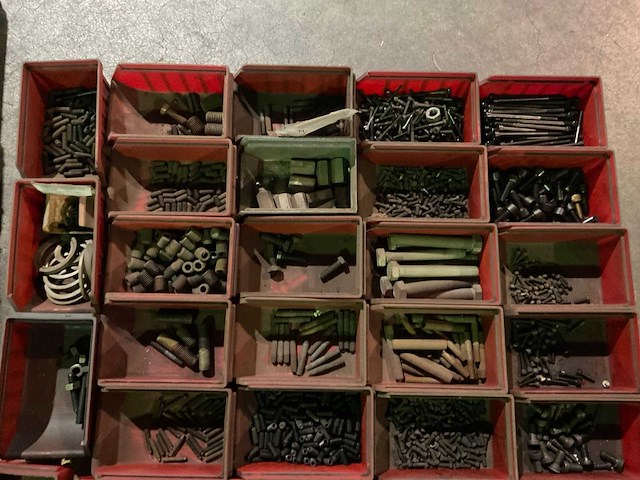 Partij divers bevestigingsmateriaal - afbeelding 2 van  4