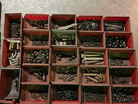 Partij divers bevestigingsmateriaal - afbeelding 2 van  4