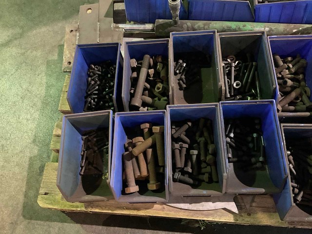 Partij divers bevestigingsmateriaal - afbeelding 4 van  5