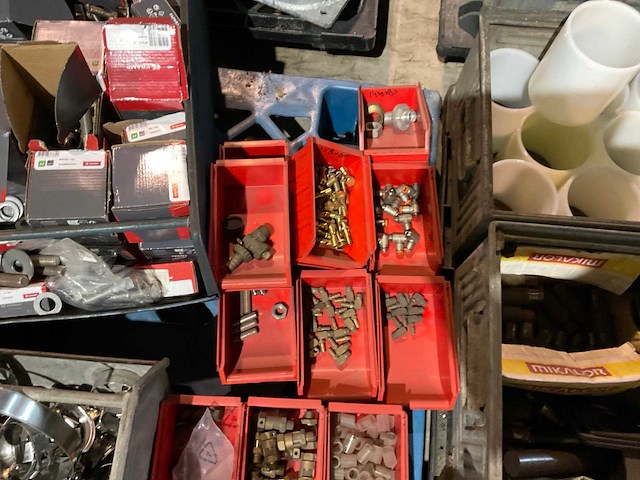 Partij divers bevestigingsmateriaal - afbeelding 3 van  6