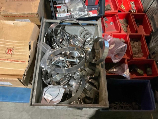 Partij divers bevestigingsmateriaal - afbeelding 5 van  6