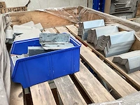 Partij divers bevestigingsmateriaal - afbeelding 15 van  22