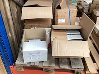 Partij divers bevestigingsmateriaal - afbeelding 12 van  19