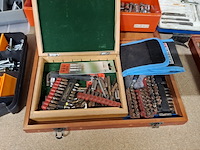 Partij divers bevestigingsmaterialen en gereedschap - afbeelding 9 van  41