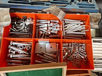 Partij divers bevestigingsmaterialen en gereedschap - afbeelding 10 van  41