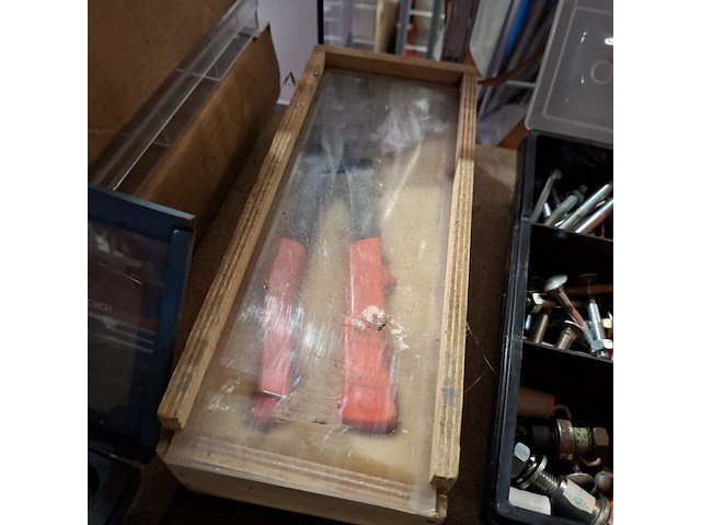 Partij divers bevestigingsmaterialen en gereedschap - afbeelding 16 van  41
