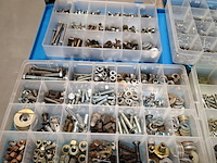 Partij divers bevestigingsmaterialen en gereedschap - afbeelding 12 van  41