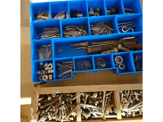 Partij divers bevestigingsmaterialen en gereedschap - afbeelding 30 van  41