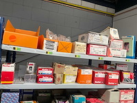 Partij divers bevestingsmateriaal - afbeelding 2 van  8