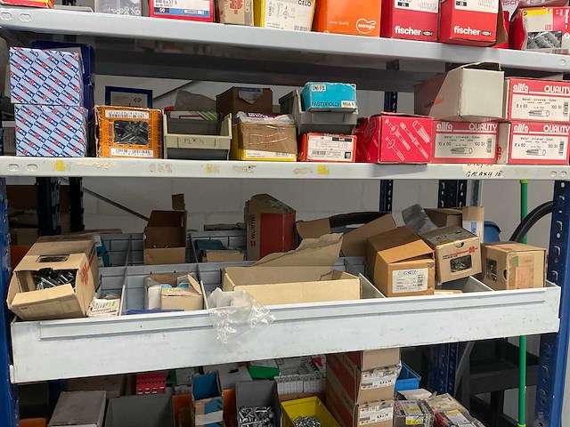 Partij divers bevestingsmateriaal - afbeelding 3 van  8