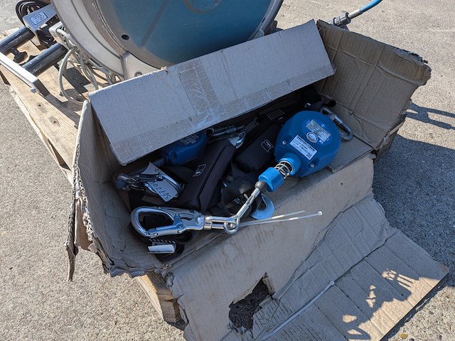 Partij divers brandweermateriaal - afbeelding 16 van  34