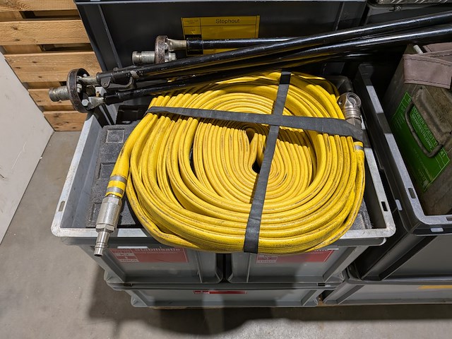 Partij divers brandweermateriaal - afbeelding 12 van  25