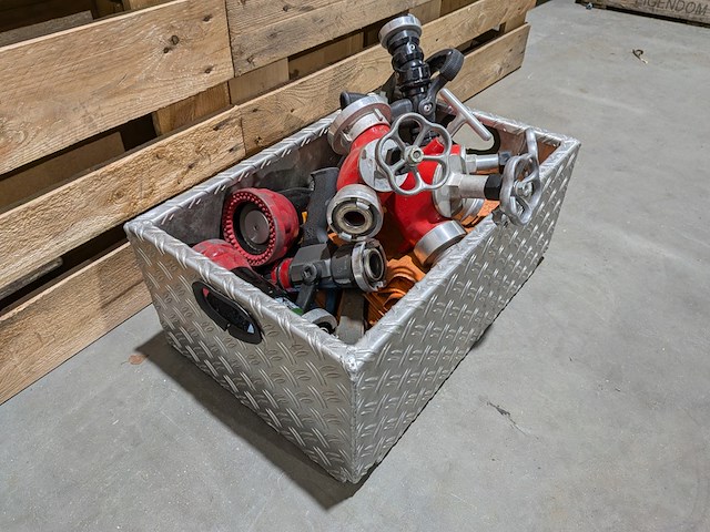 Partij divers brandweermateriaal - afbeelding 21 van  25