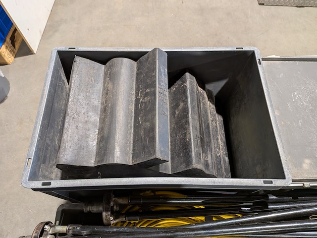 Partij divers brandweermateriaal - afbeelding 22 van  25