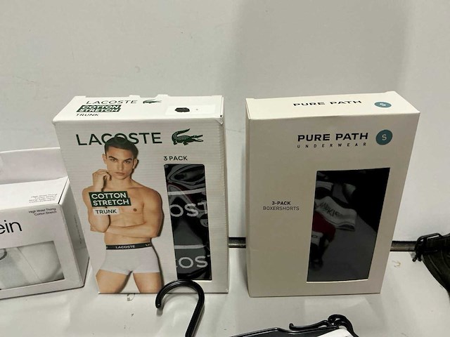 Partij divers calvinklein/tommyhilfiger/lacoste/purepath ondergoed (18x) - afbeelding 7 van  16