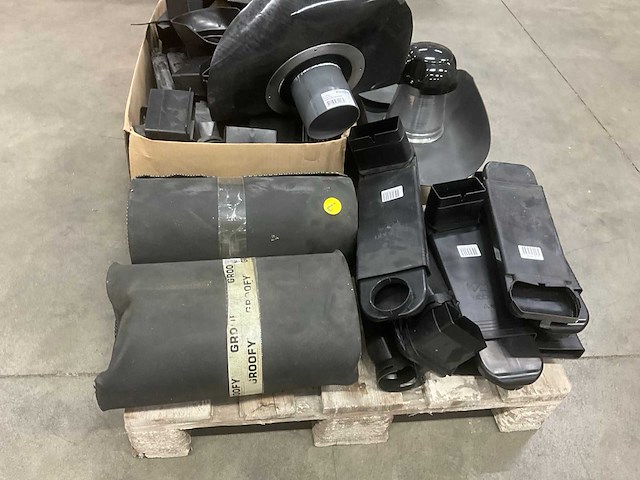 Partij divers dakmateriaal - afbeelding 4 van  15