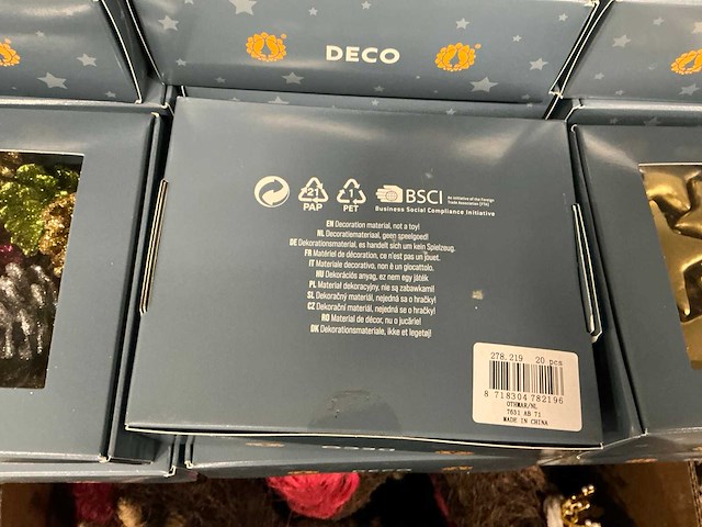 Partij divers deco decoratiemateriaal (142x) - afbeelding 15 van  20
