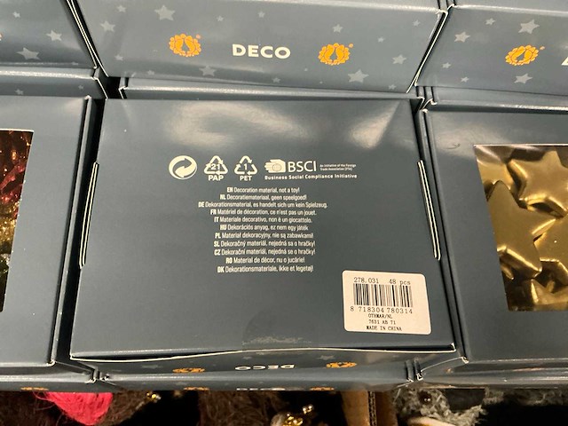 Partij divers deco decoratiemateriaal (142x) - afbeelding 18 van  20