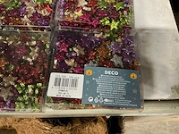 Partij divers deco decoratiemateriaal (142x) - afbeelding 9 van  11